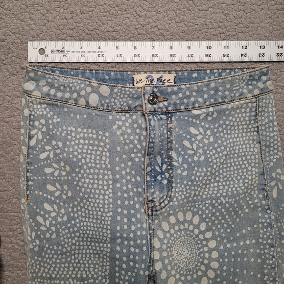 Free People We The Free Jeans 26 JUST FLOAT ON FLARE Bell Bottom Print 70s Boho - Picture 8 of 10
